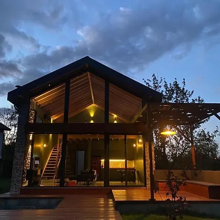 Monk Livingspce Villa *